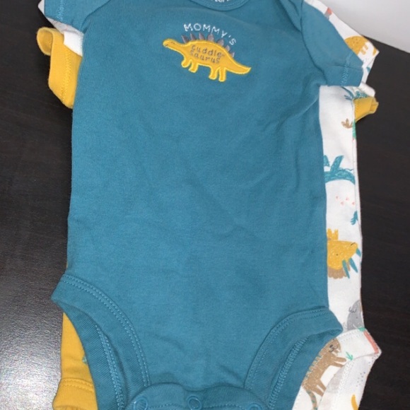 3 baby boy undershirts(3 months)(3/$15) - Picture 4 of 4
